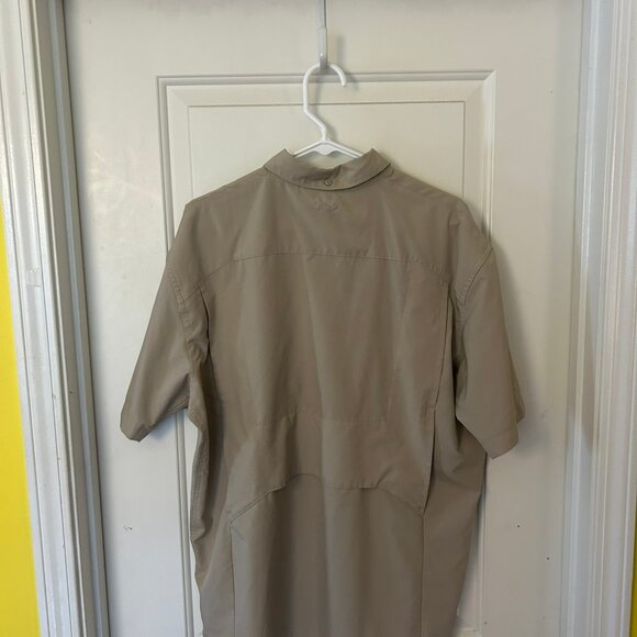 Under Armour Men's Vented Tac Hunter Short Sleeve Shirt, Desert Sand, Large - Picture 6 of 6